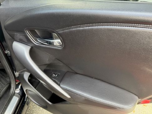 Used 2015 Acura RDX image 13