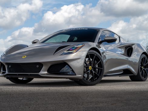 Used 2024 Lotus Emira First Edition image 1