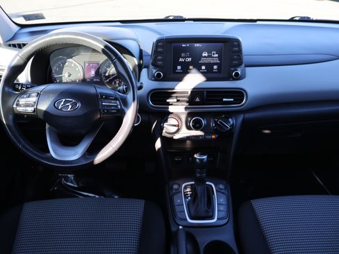 Used 2018 Hyundai Kona SEL image 17