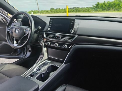 Used 2022 Honda Accord Sport Hybrid image 15