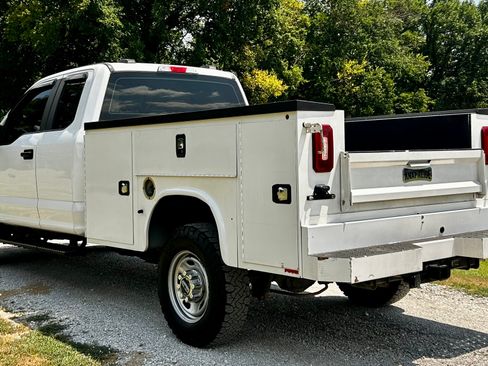 Used 2022 Ford F250 4x4 SuperCab Super Duty image 8
