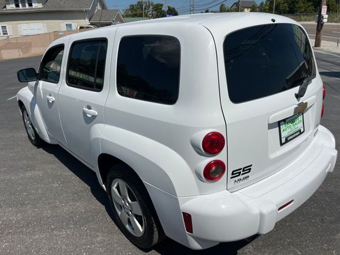 Used 2010 Chevrolet HHR LS FWD image 11