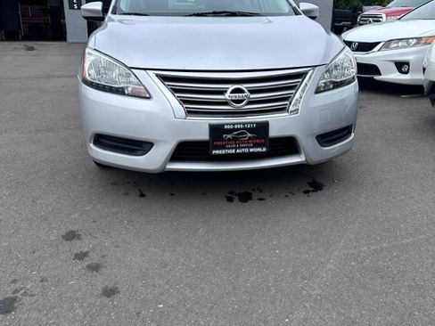Used 2015 Nissan Sentra SV Sedan 4D FWD image 6