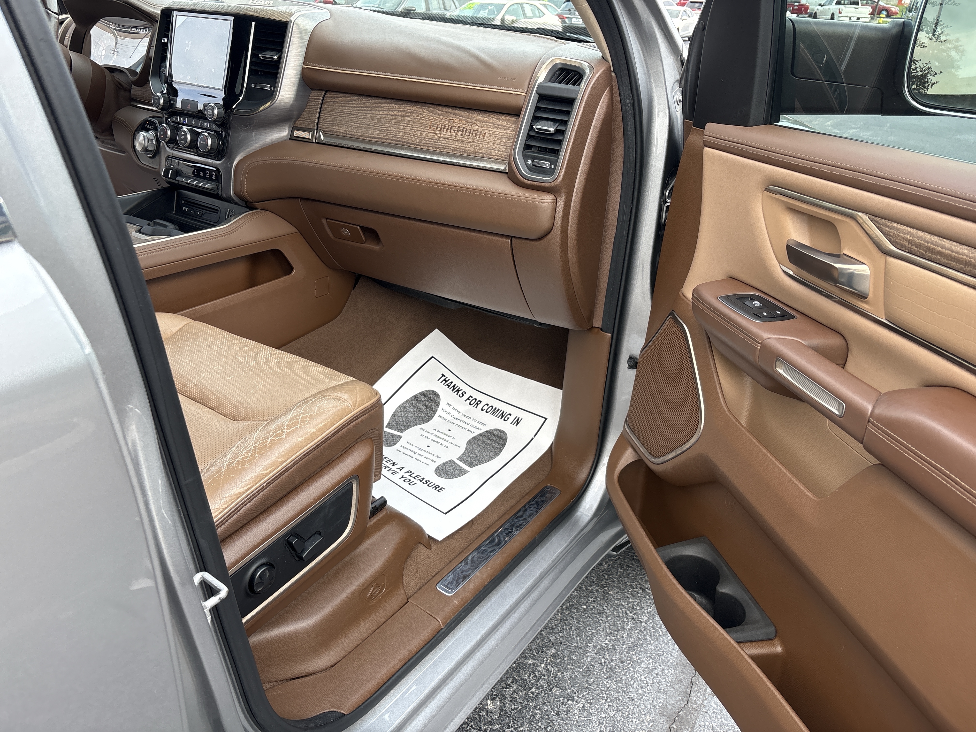 Used 2019 RAM 1500 4x4 Crew Cab Longhorn image 5