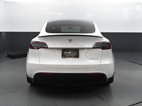 Used 2021 Tesla Model Y Performance image 4