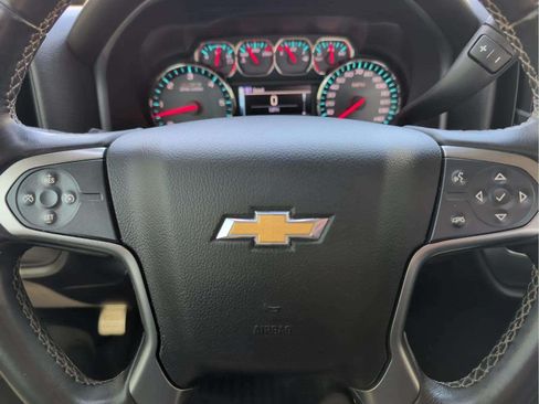 Used 2017 Chevrolet Silverado 1500 4x4 Double Cab LT image 10