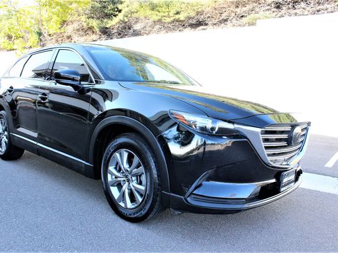 Used 2018 MAZDA CX-9 FWD Touring image 2