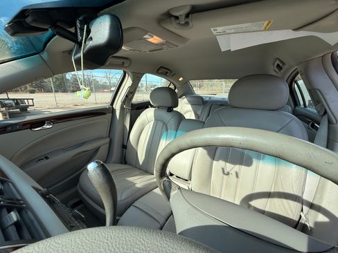 Used 2007 Buick Lucerne CXL image 14