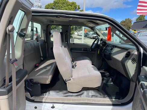 Used 2008 Ford F250 XL image 10