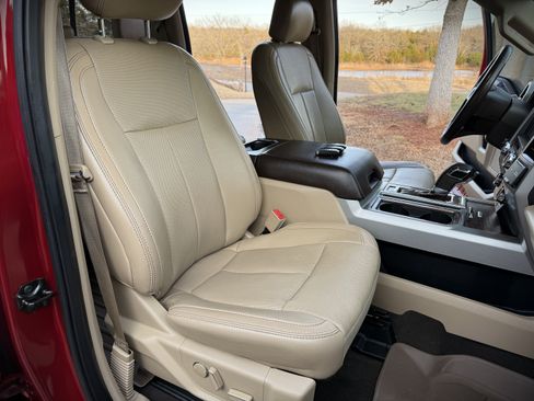 Used 2018 Ford F150 Lariat image 26