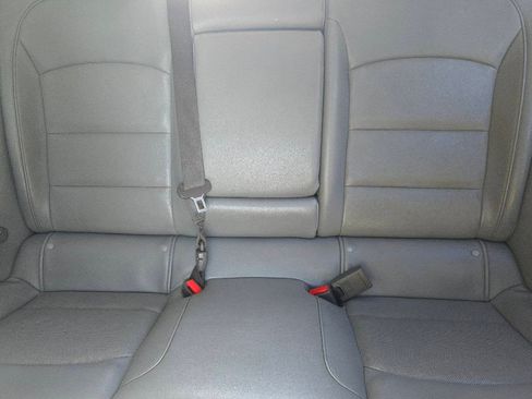 Used 2016 Chevrolet Malibu Premier image 19