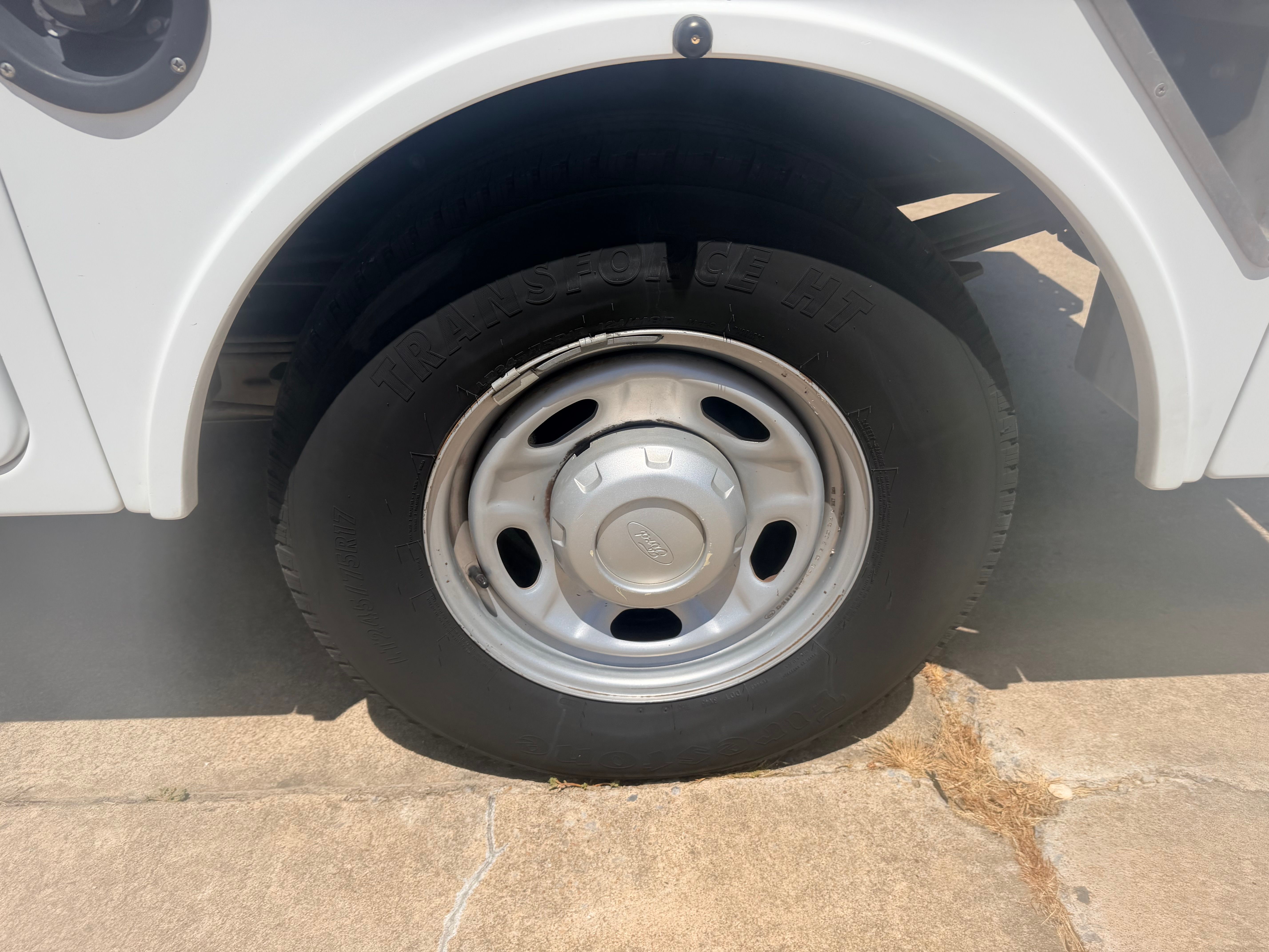 Used 2013 Ford F350 2WD Regular Cab Super Duty image 29