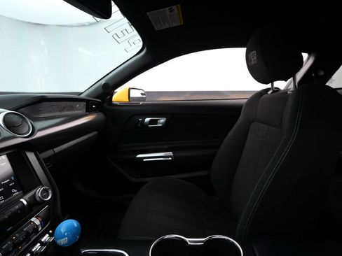 Used 2018 Ford Mustang GT image 40