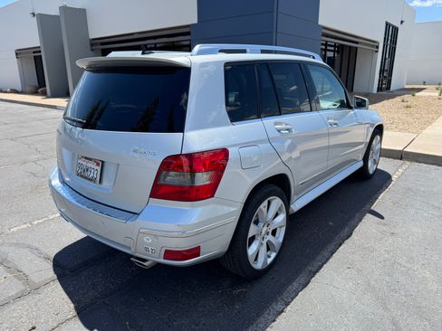 Used 2010 Mercedes-Benz GLK 350 4MATIC image 6