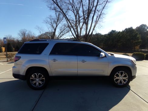 Used 2013 GMC Acadia SLT image 6