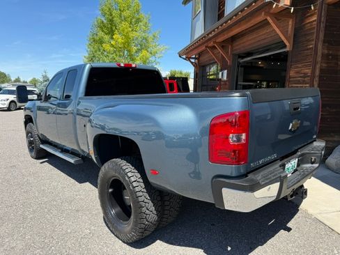 Used 2011 Chevrolet Silverado 3500 4x4 Extended Cab LTZ image 3