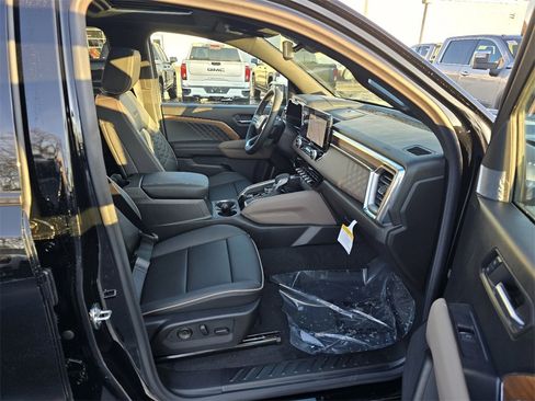 New 2026 GMC Canyon Denali image 29