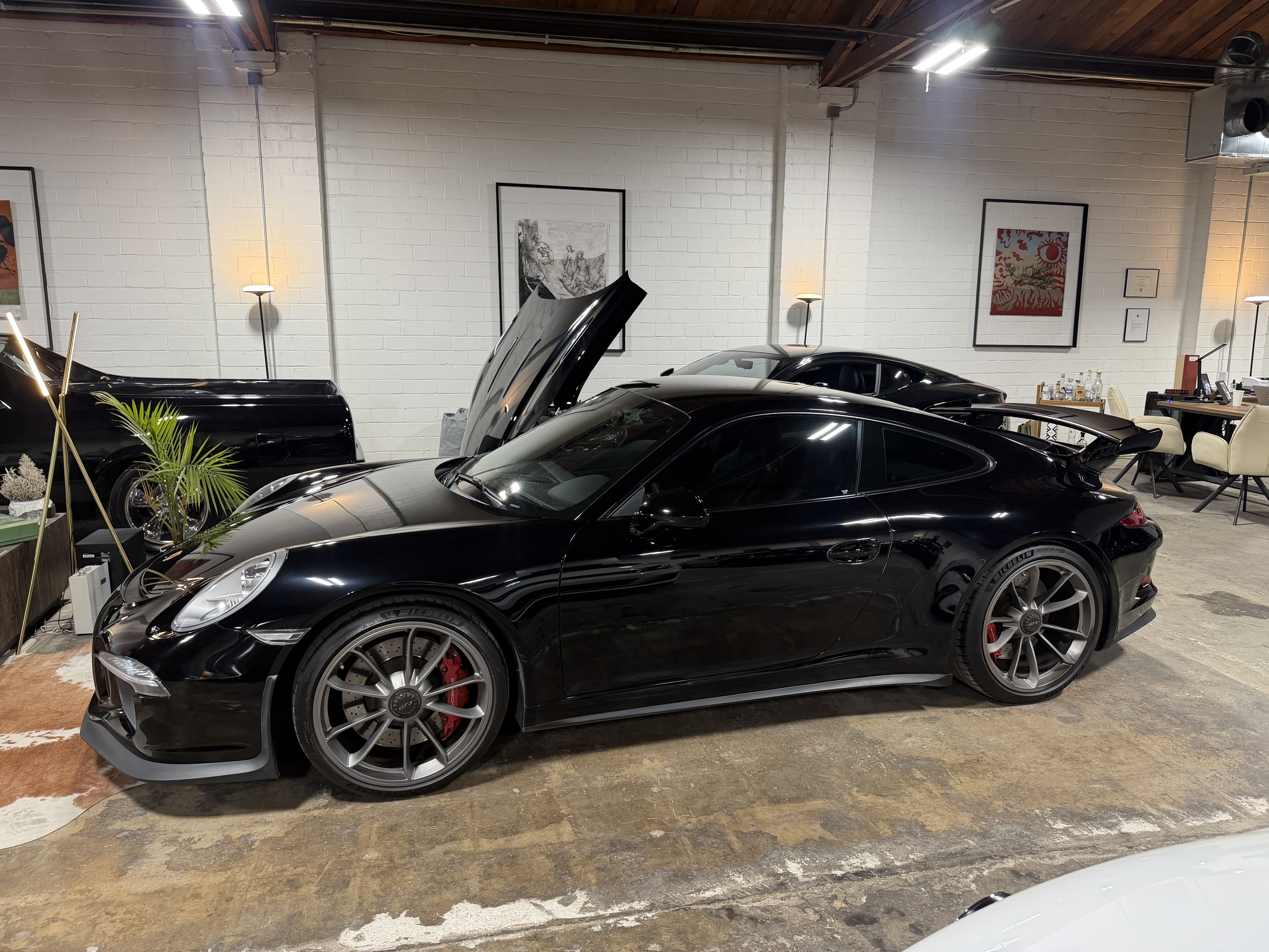 Used 2015 Porsche 911 GT3 Coupe RWD image 9