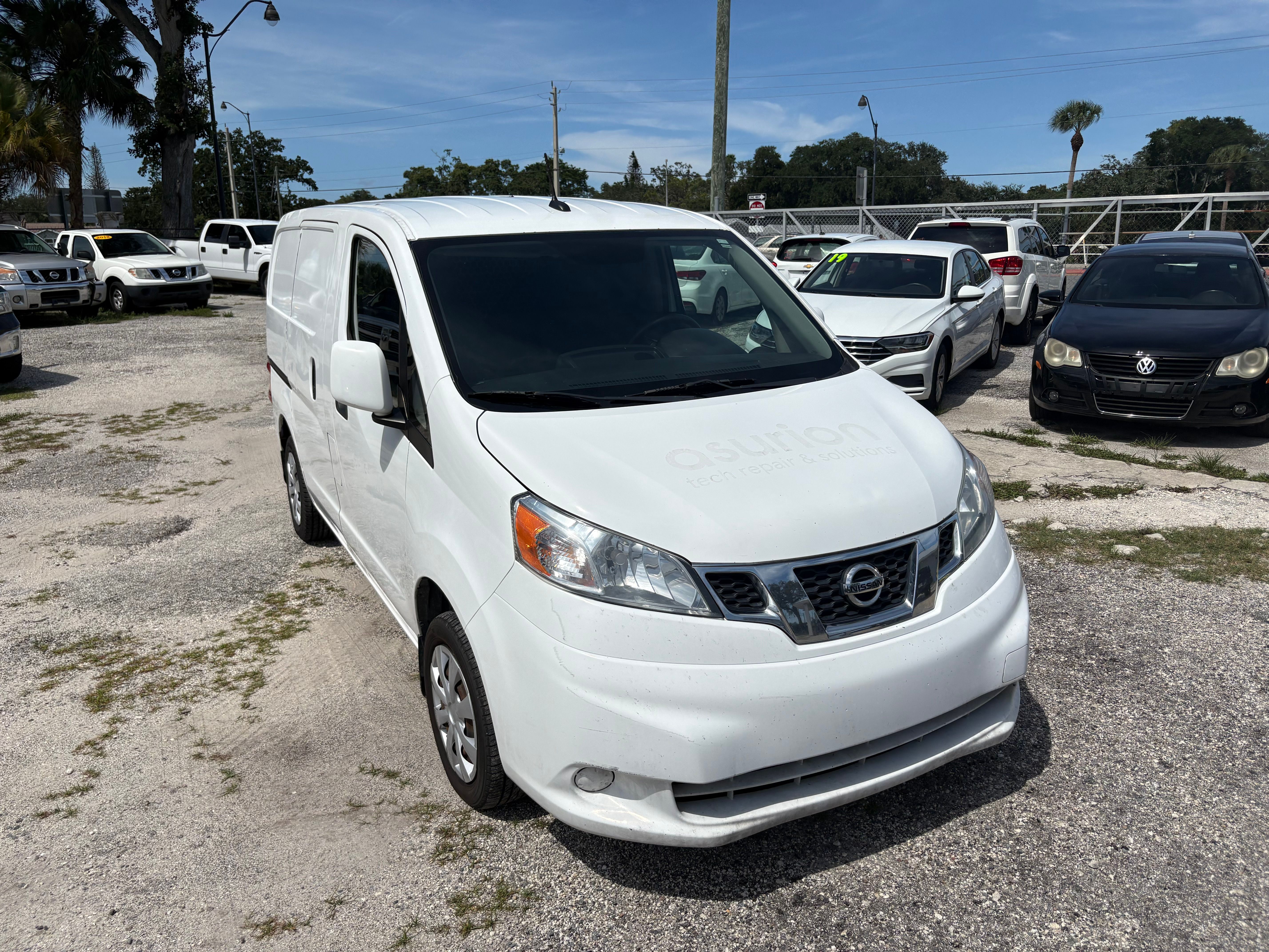 Used 2020 Nissan NV200 S FWD image 2