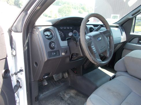 Used 2013 Ford F150 4x4 Regular Cab image 6