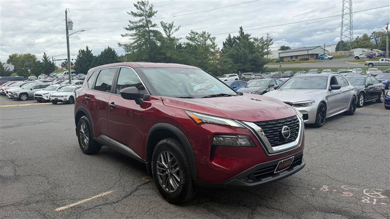 Used 2021 Nissan Rogue AWD image 3