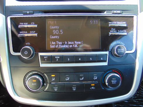 Used 2017 Nissan Altima 2.5 SR image 19