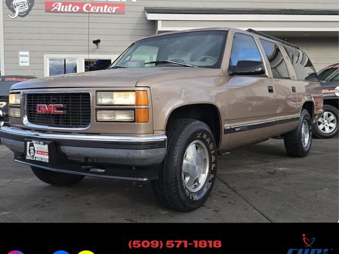 Used 1996 GMC Suburban image 3