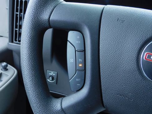 Used 2024 GMC Savana 2500 image 23