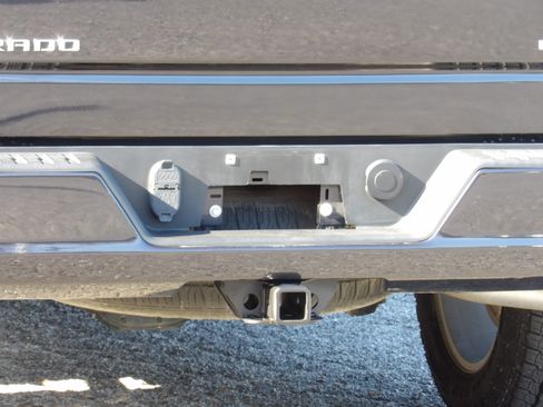 Used 2022 Chevrolet Silverado 1500 Custom image 12