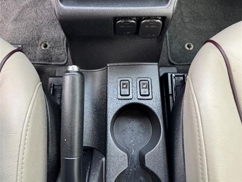 Used 2013 MAZDA MAZDA5 Grand Touring image 14