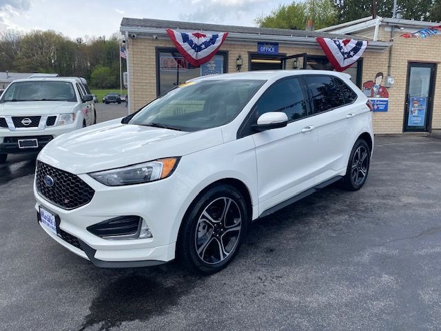 Used 2022 Ford Edge AWD ST image 2