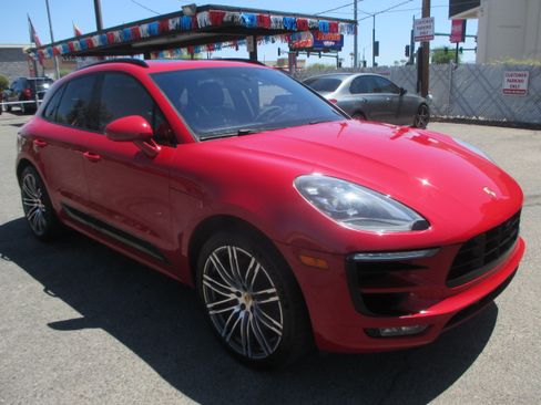 Used 2017 Porsche Macan GTS Sport Utility 4D AWD/4WD image 18
