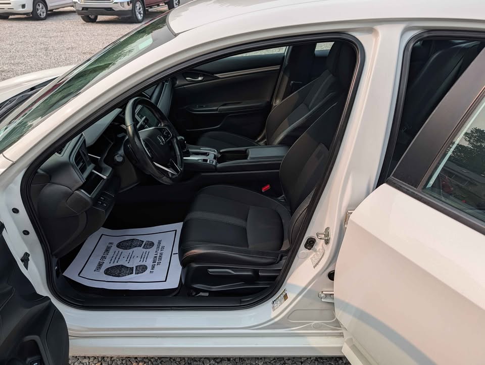 Used 2019 Honda Civic Sport Sedan image 7