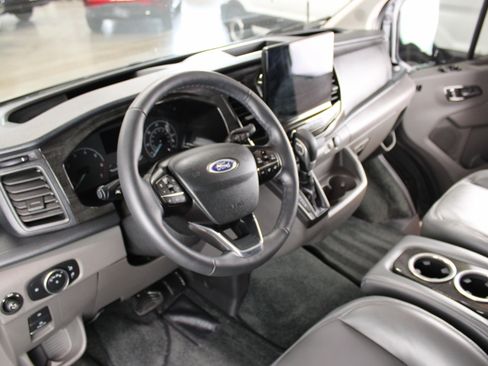 Used 2025 Ford Transit 150 Low Roof AWD image 8