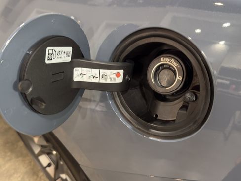 Used 2024 Ford Mustang Dark Horse image 37