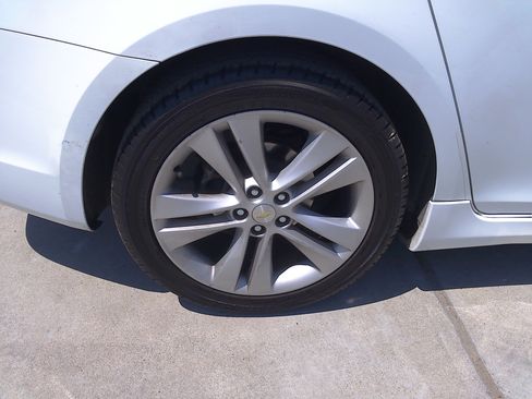 Used 2015 Chevrolet Cruze LTZ FWD image 39