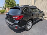 Used 2019 Subaru Outback 2.5i Premium image 3