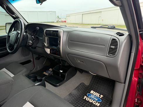 Used 2010 Ford Ranger XLT image 12