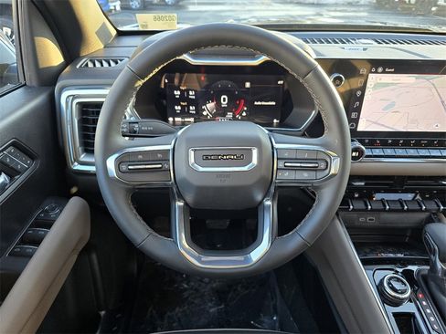 New 2026 GMC Canyon Denali image 25