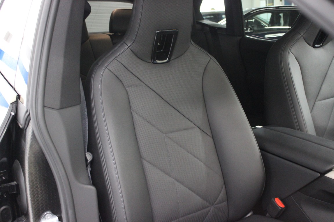 Used 2024 BMW iX M60 AWD/4WD image 43