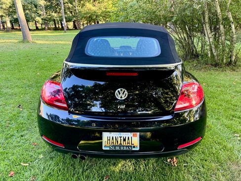 Used 2013 Volkswagen Beetle TDI Convertible FWD image 17