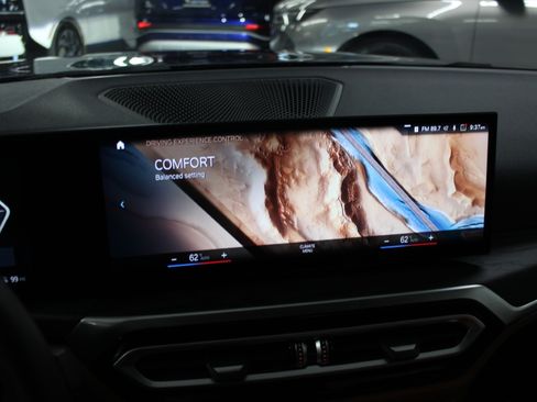 Used 2023 BMW i4 eDrive35 image 28