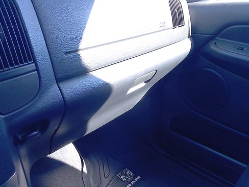 Used 2005 Dodge Ram 1500 Truck SLT image 16