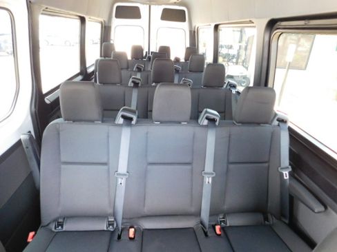 Used 2026 Mercedes-Benz Sprinter 2500 170 Passenger image 18