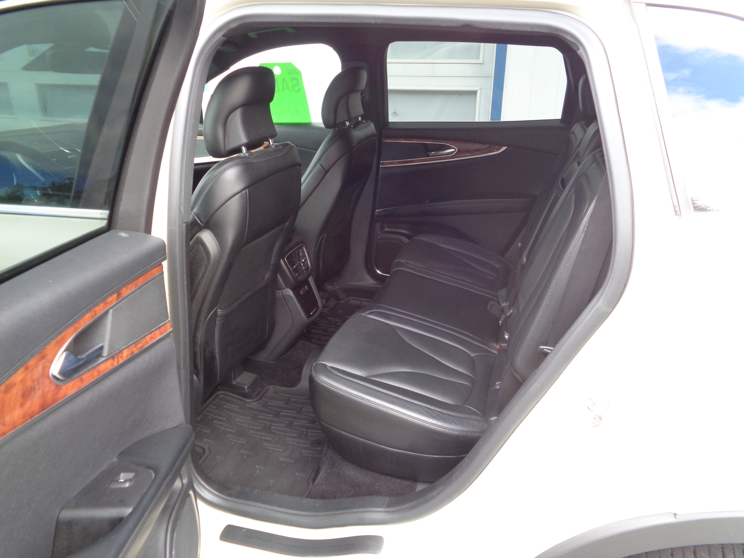 Used 2016 Lincoln MKX Reserve AWD/4WD image 5