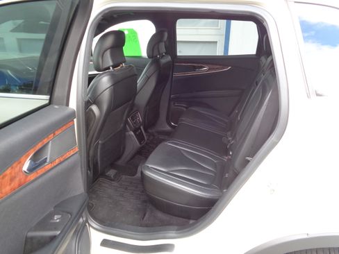 Used 2016 Lincoln MKX Reserve image 5