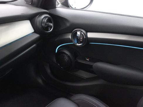 Used 2023 MINI Cooper S image 31