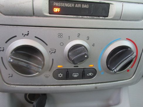 Used 2006 Chevrolet Cobalt LT Sedan FWD image 31