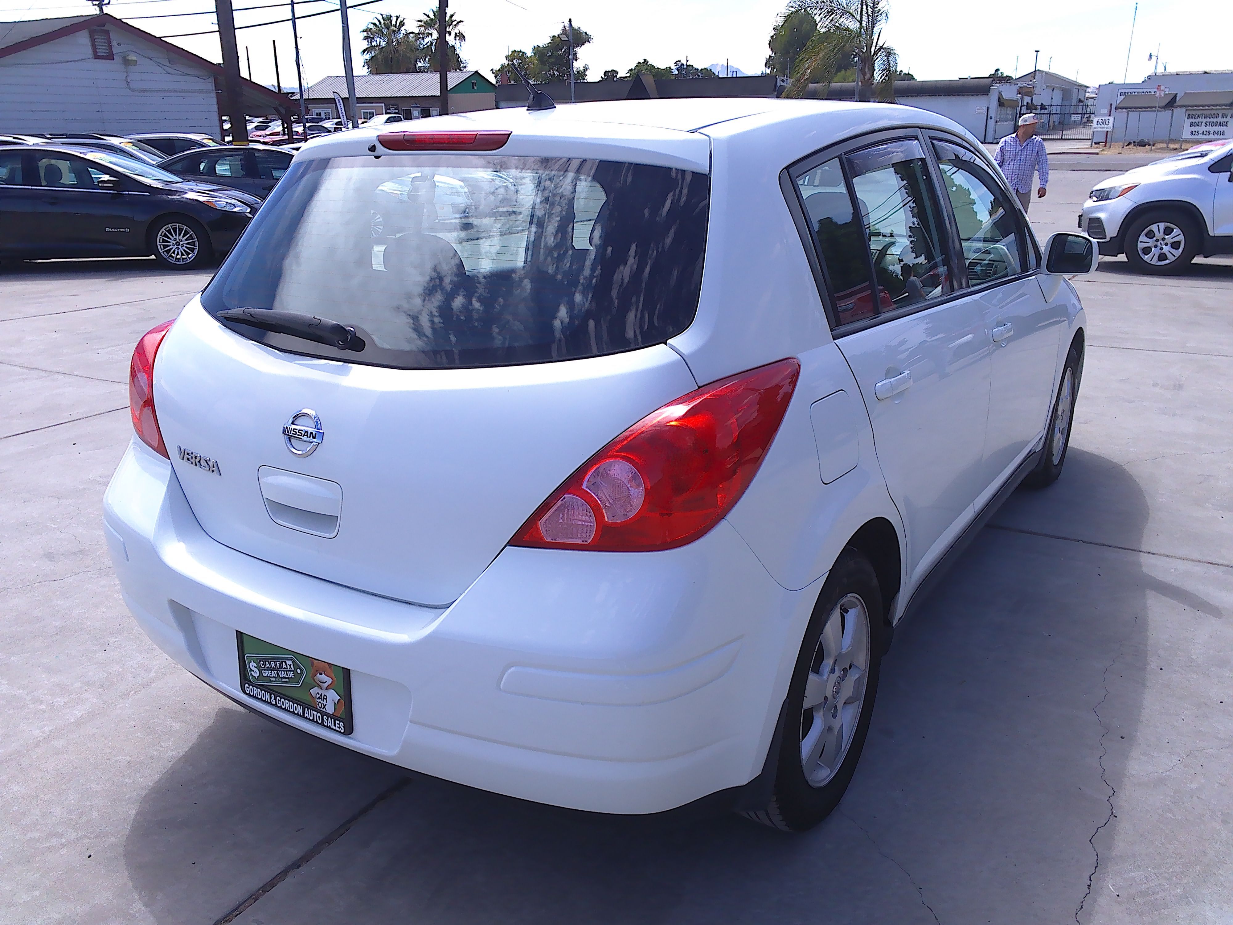 Used 2007 Nissan Versa 1.8 S FWD image 4