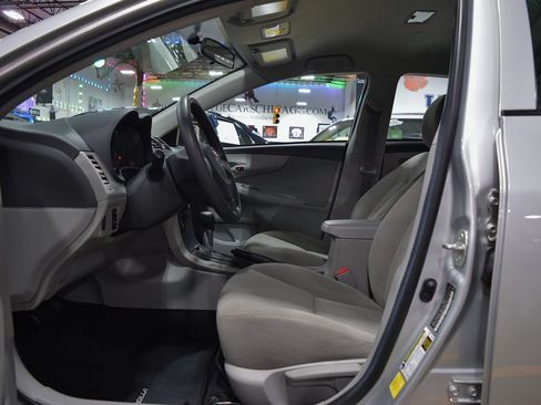 Used 2012 Toyota Corolla LE image 16